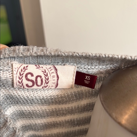 SO XS Gray and White Crew Neck Sweater with Lace Trim - Picture 5 of 10